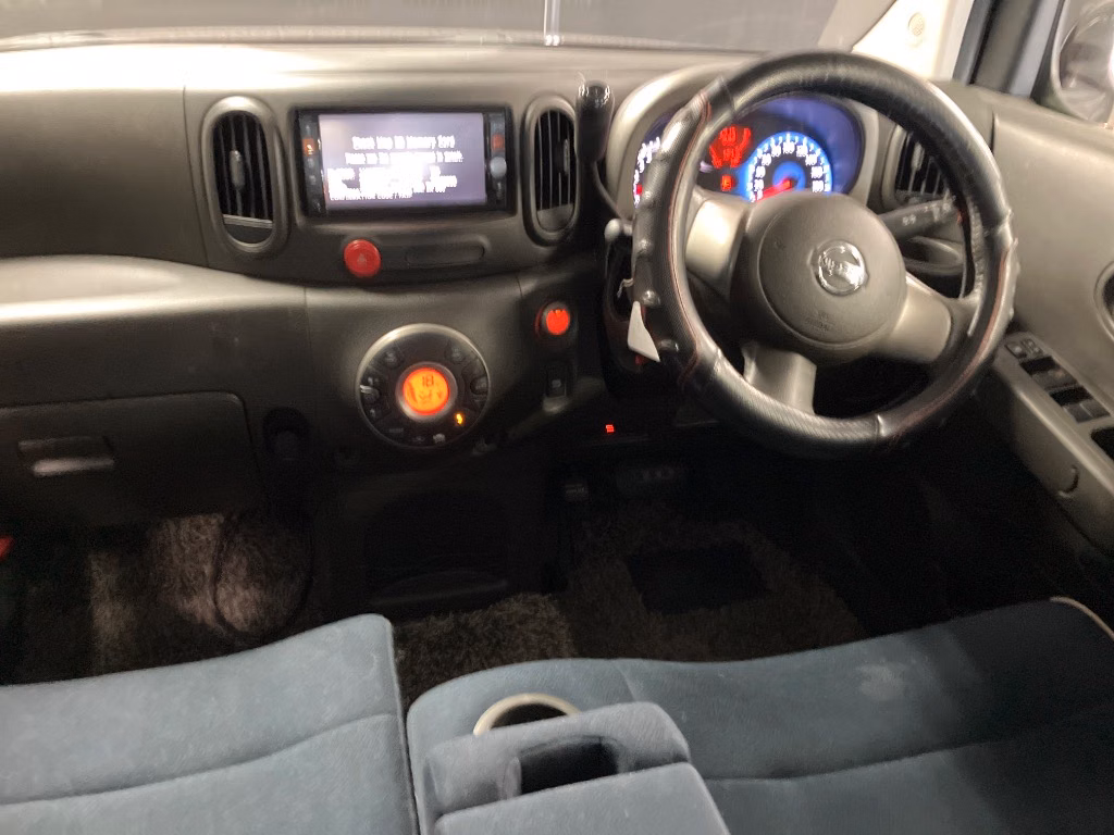 NISSAN CUBE