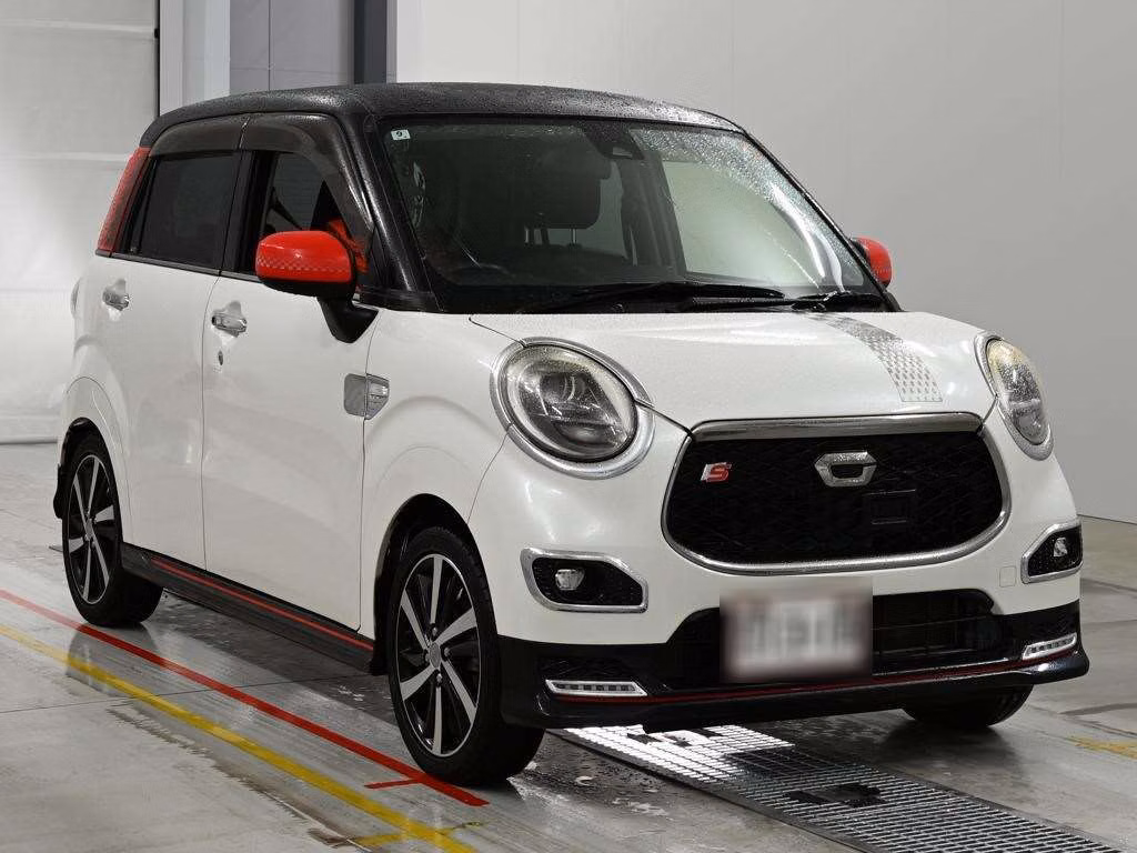 DAIHATSU CAST