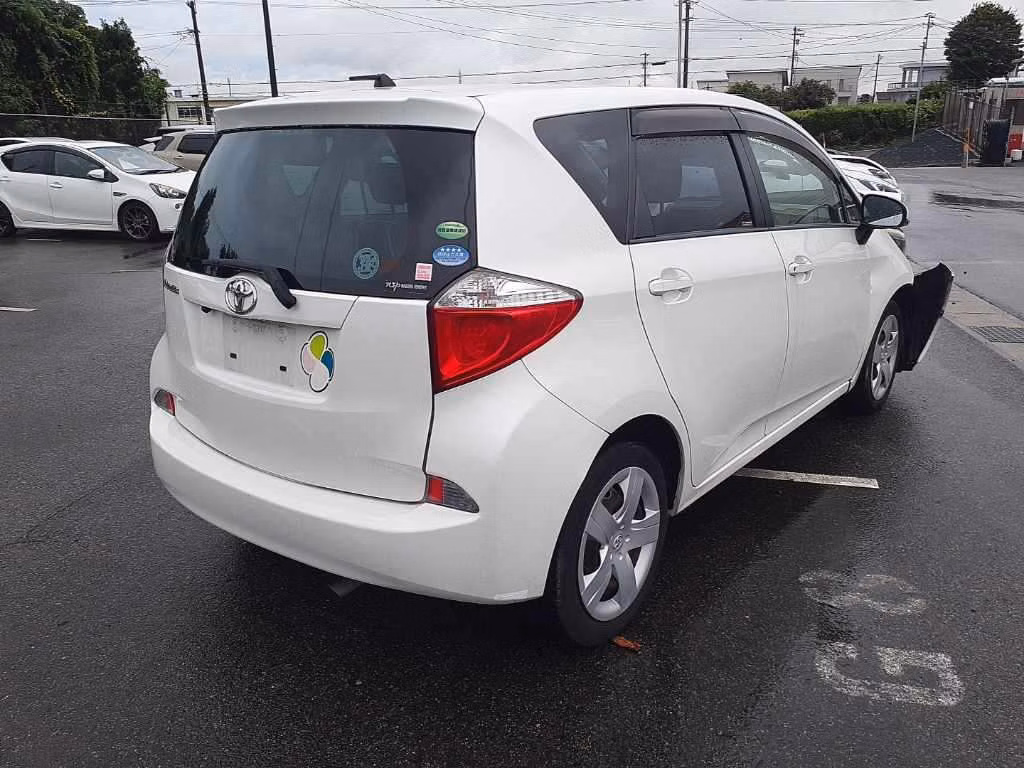 TOYOTA RACTIS