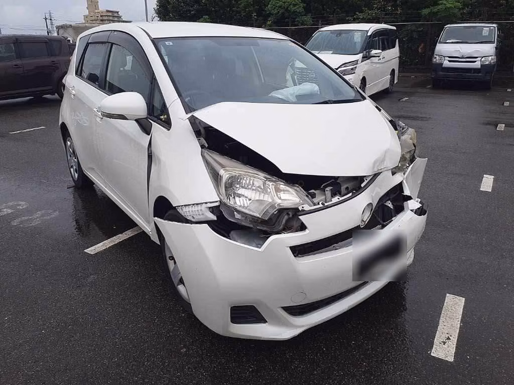 TOYOTA RACTIS
