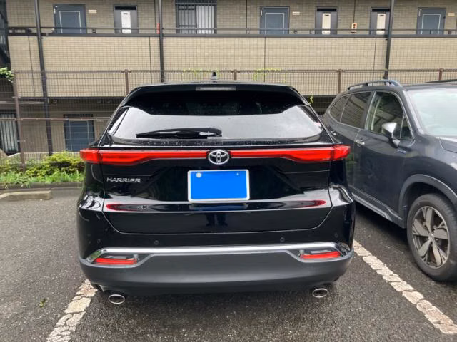 TOYOTA HARRIER