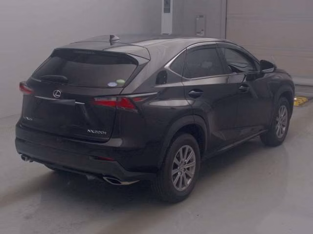 Lexus NX200t