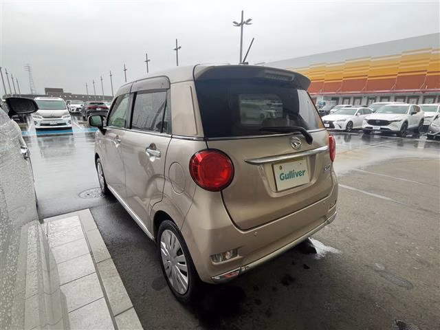 DAIHATSU CAST
