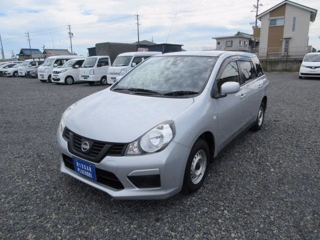Nissan AD
