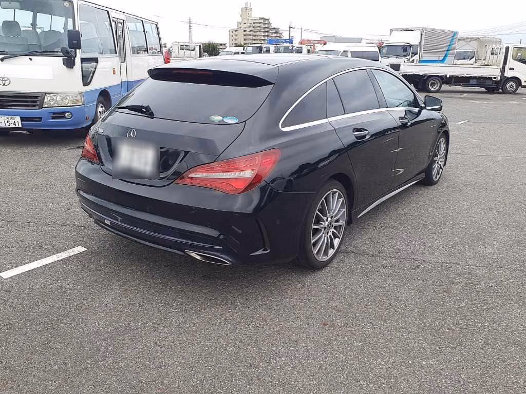 MERCEDES-BENZ CLA-CLASS