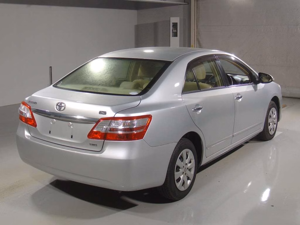 TOYOTA PREMIO