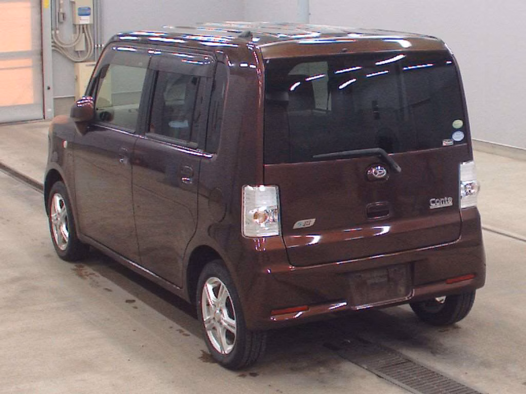 DAIHATSU MOVE CONTE