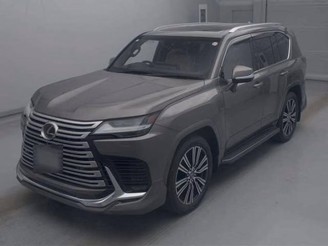 LEXUS LX600