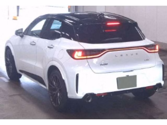 Lexus LBX