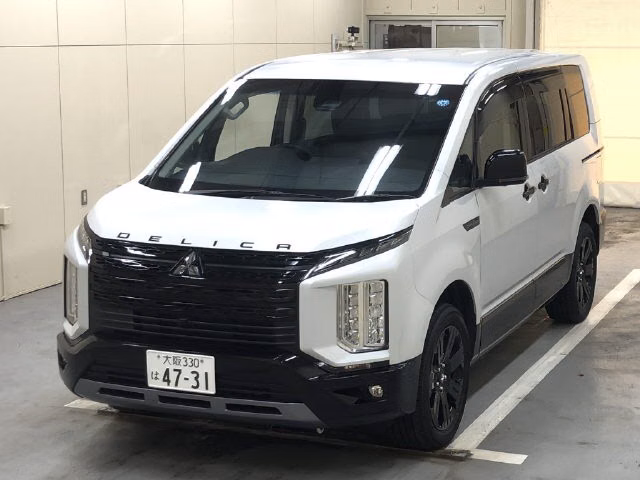 Mitsubishi Delica D:5