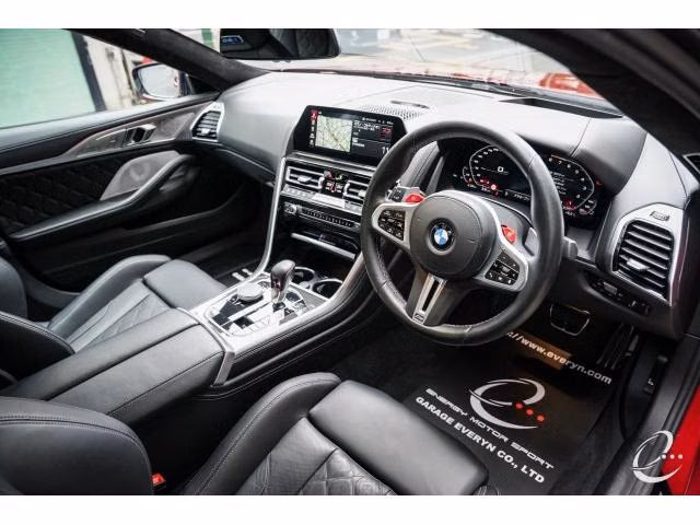 BMW M8