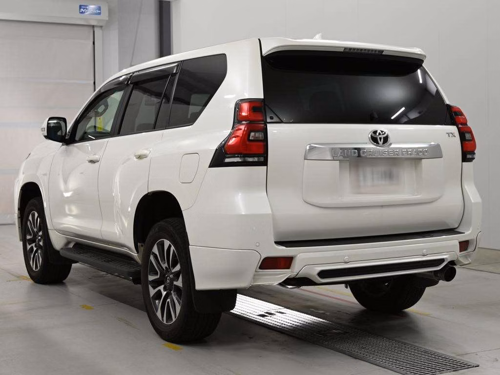 TOYOTA LAND CRUISER PRADO
