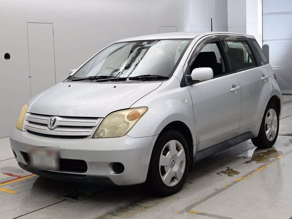 TOYOTA IST