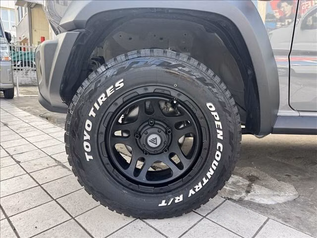 SUZUKI JIMNY SIERRA