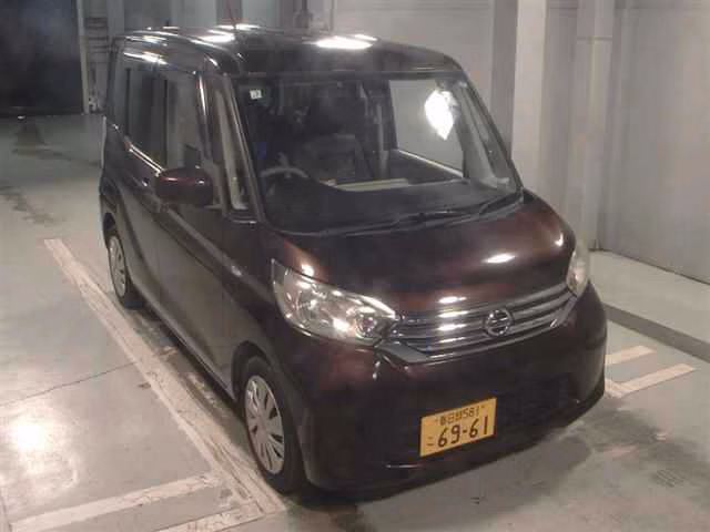 NISSAN DAYZ ROOX