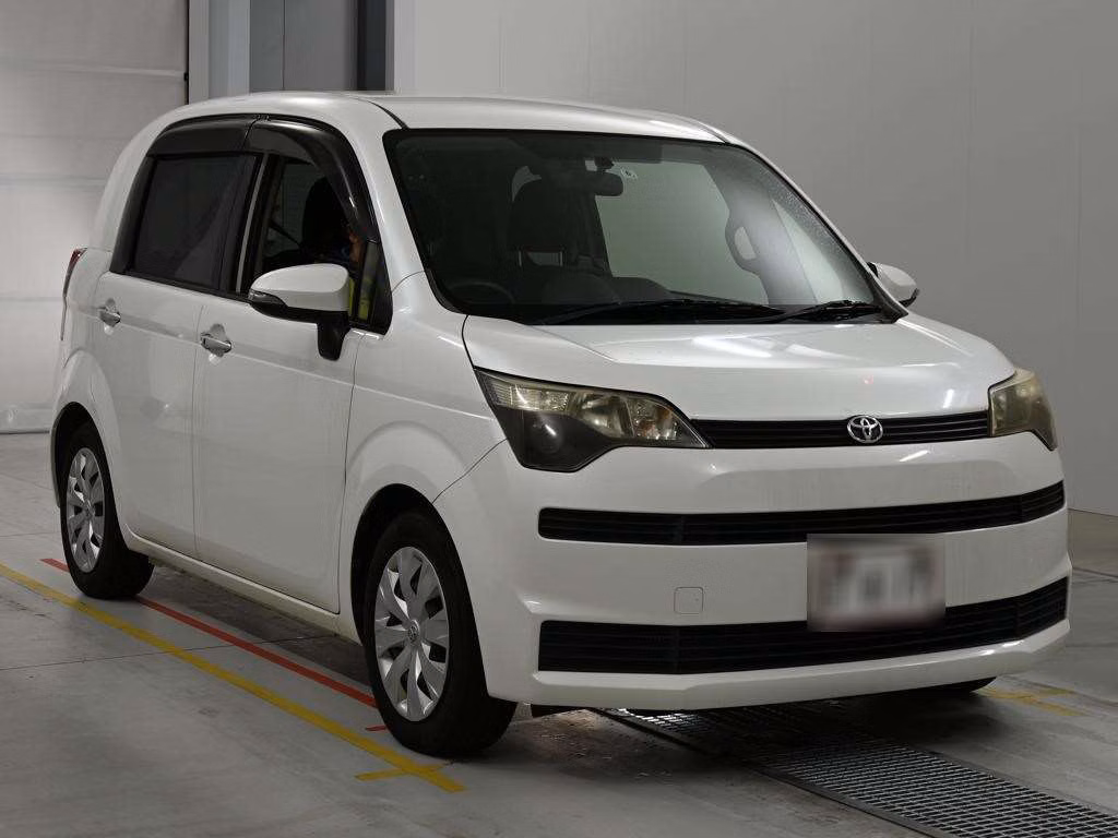 TOYOTA SPADE