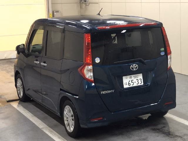 TOYOTA ROOMY