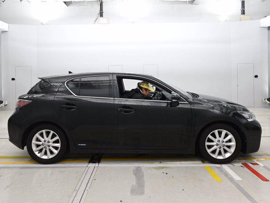 LEXUS CT200H