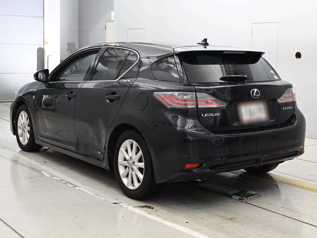 LEXUS CT200H