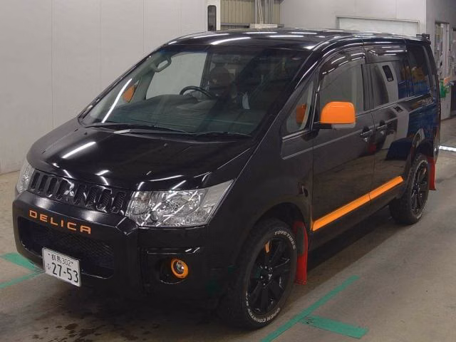 Mitsubishi Delica D:5
