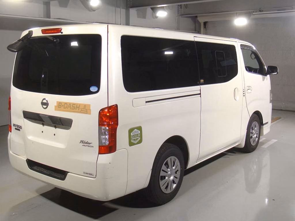 NISSAN NV350 CARAVAN