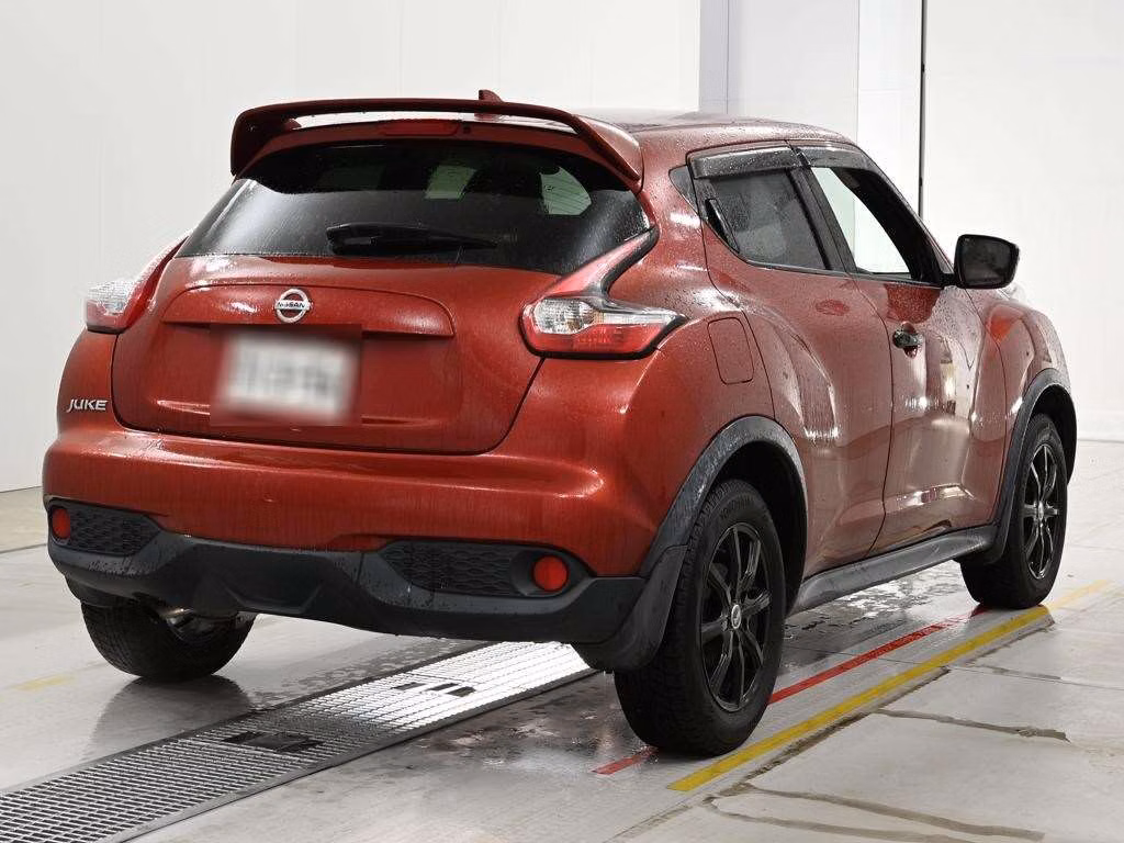 NISSAN JUKE