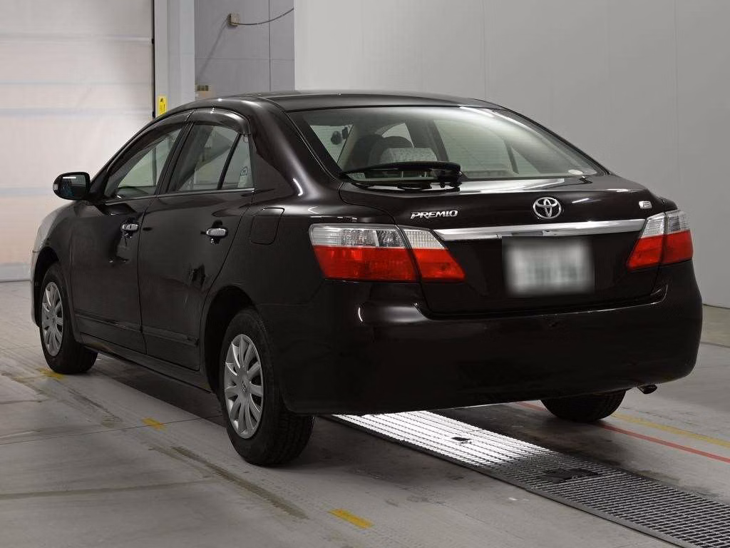 TOYOTA PREMIO