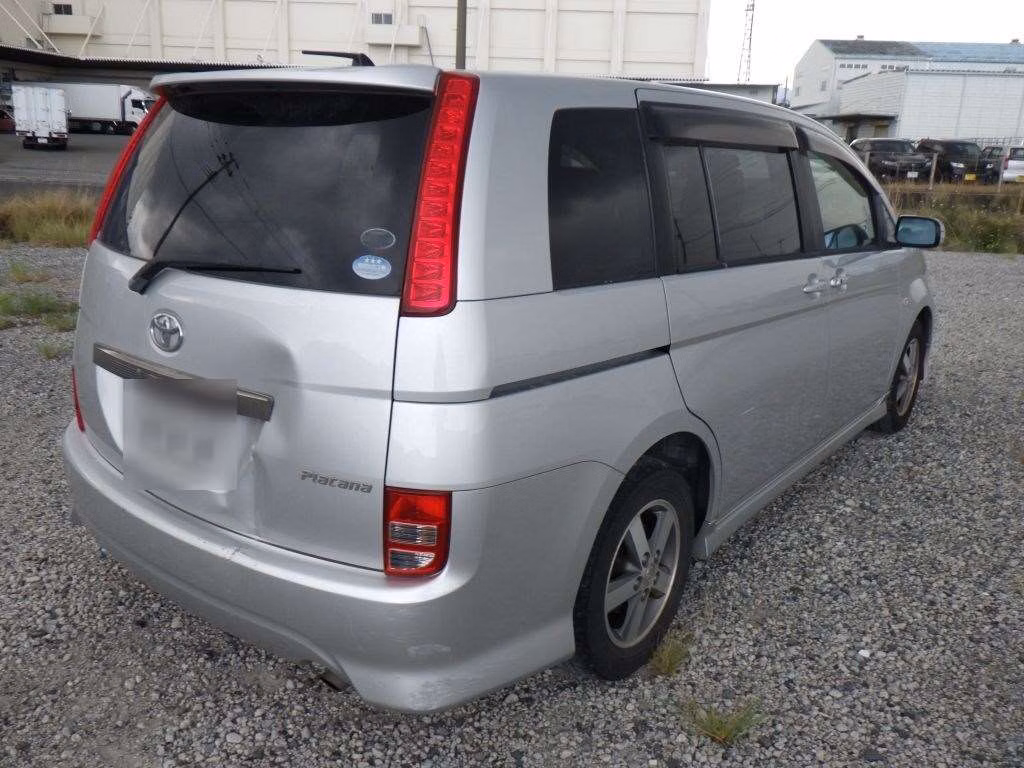 TOYOTA ISIS