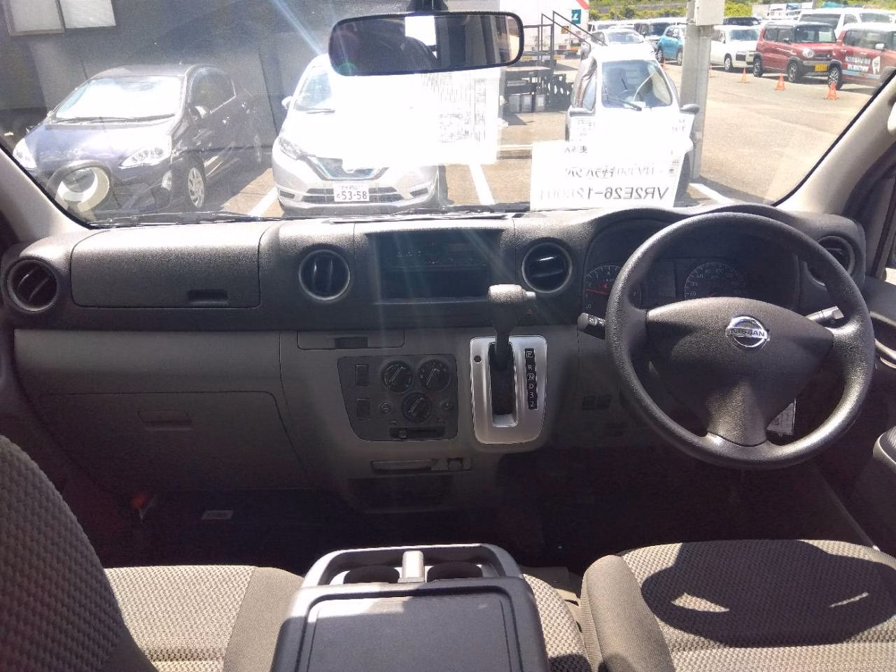 NISSAN NV350 CARAVAN