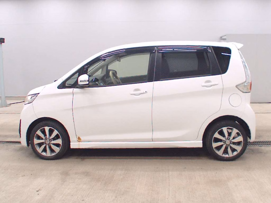 MITSUBISHI EK CUSTOM