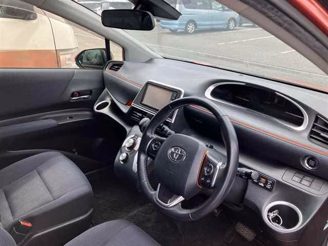 TOYOTA SIENTA