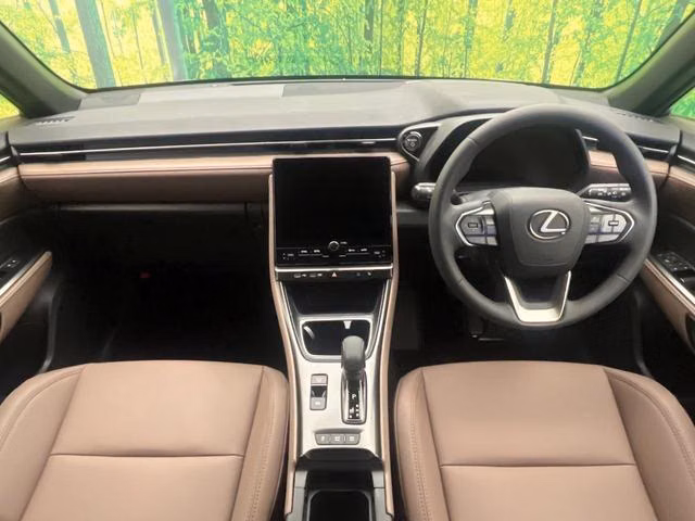 Lexus LBX