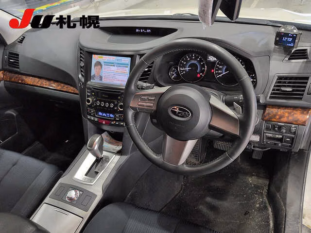SUBARU LEGACY