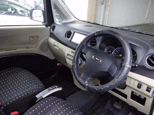 DAIHATSU TANTO EXE