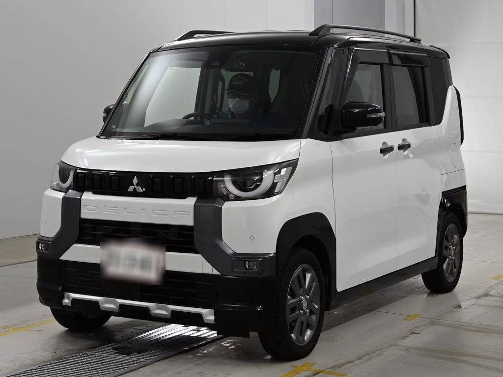 MITSUBISHI DELICA MINI