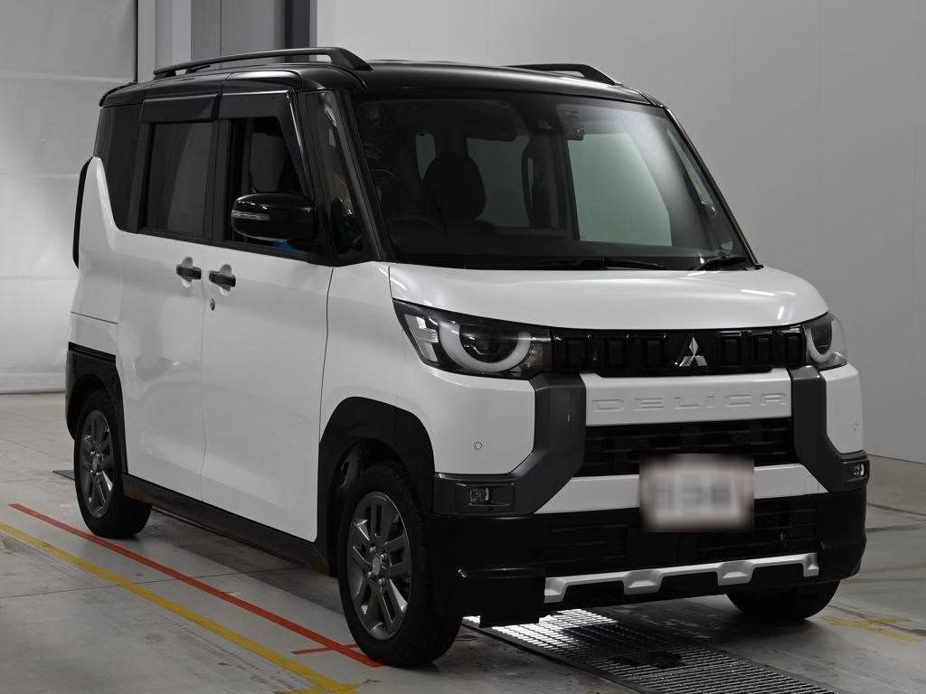 MITSUBISHI DELICA MINI