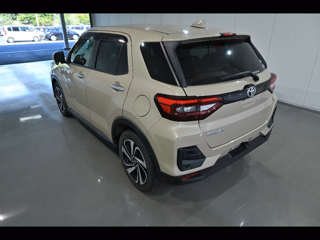 TOYOTA RAIZE