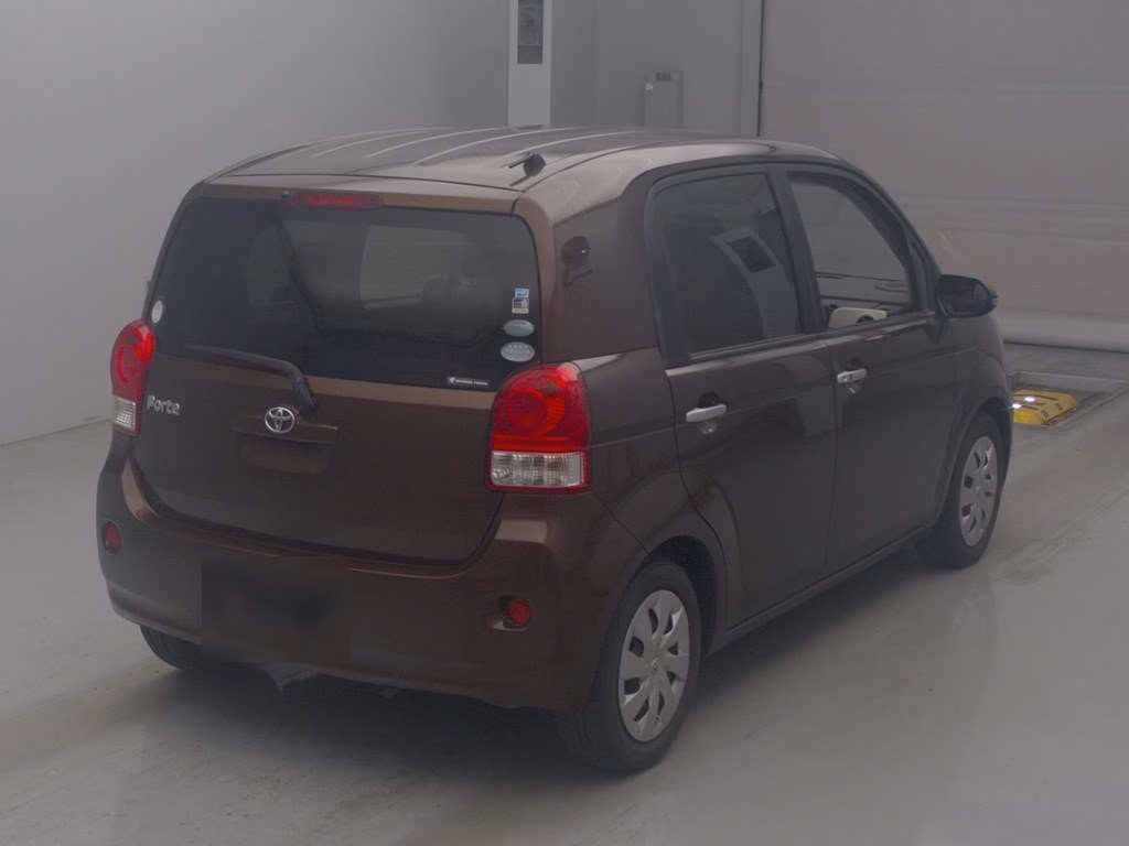 TOYOTA PORTE