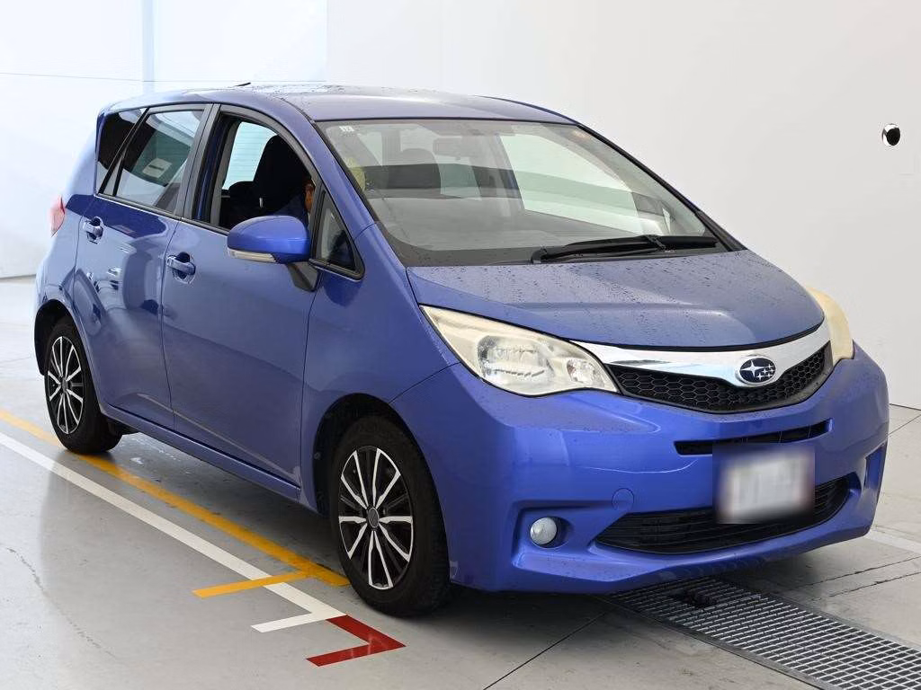 SUBARU TREZIA
