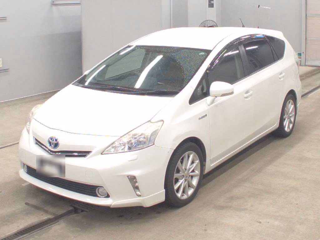 TOYOTA PRIUS ALPHA