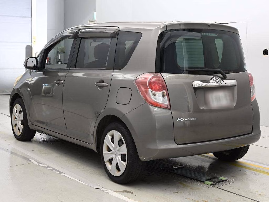 TOYOTA RACTIS