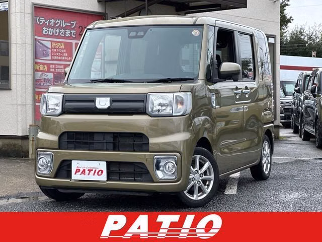 DAIHATSU WAKE