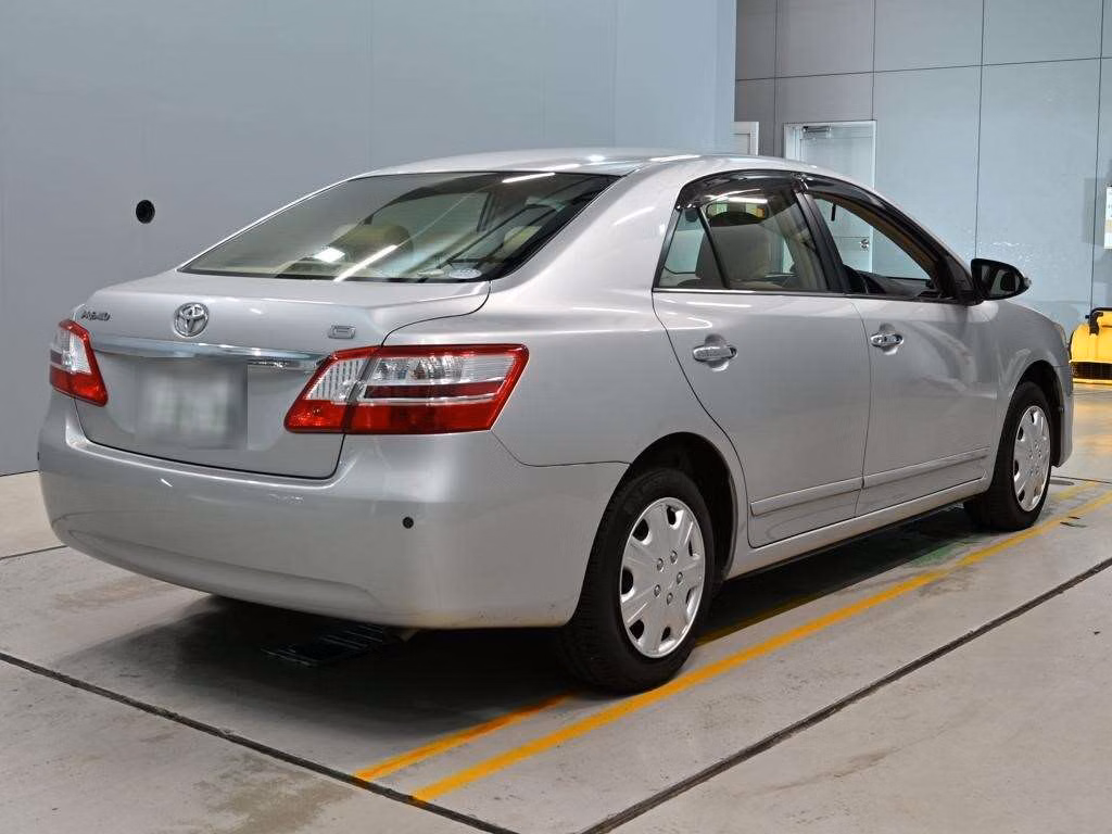 TOYOTA PREMIO