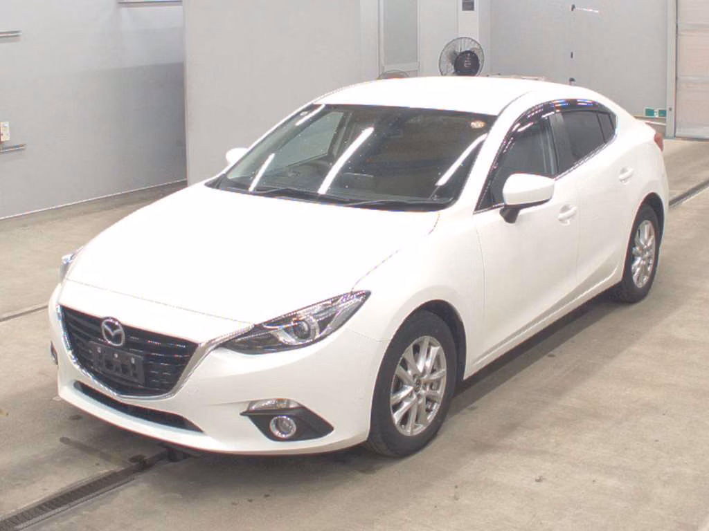 MAZDA AXELA