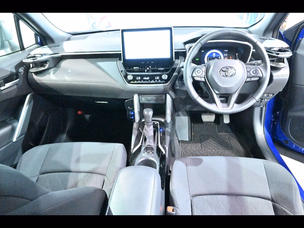TOYOTA COROLLA CROSS
