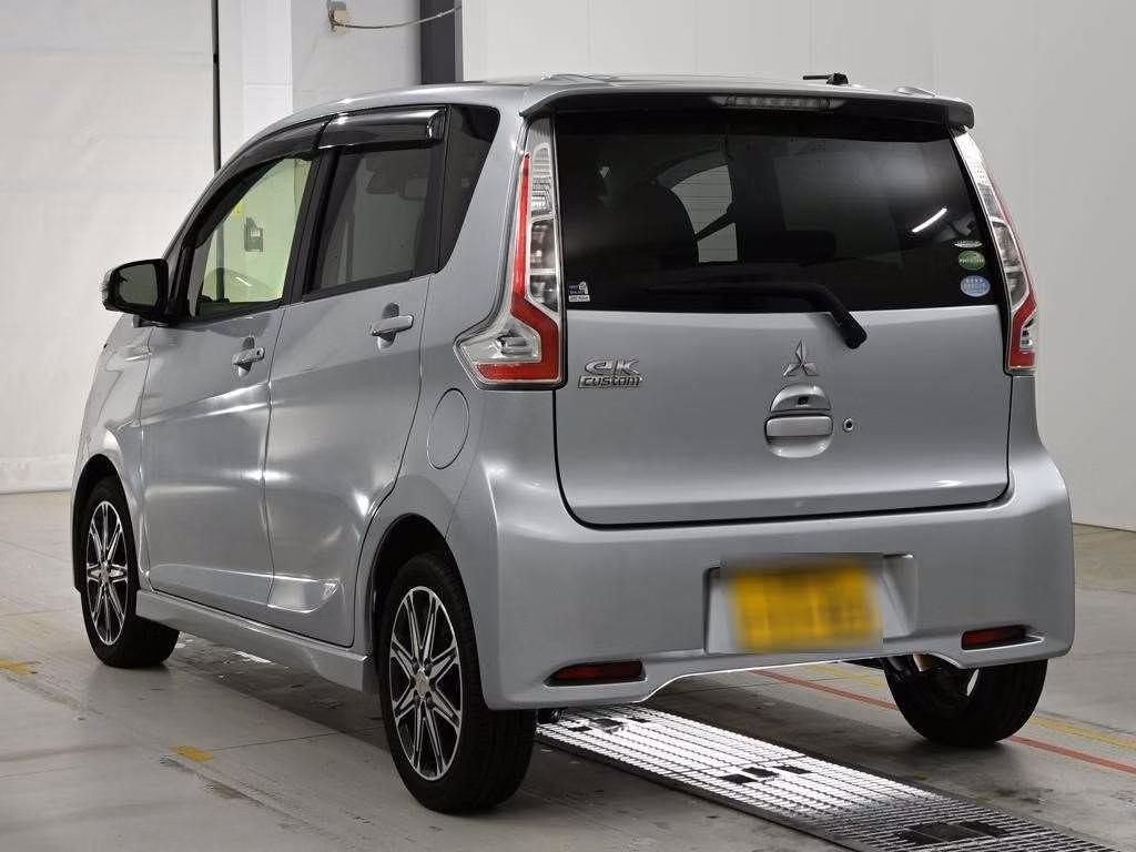 MITSUBISHI EK CUSTOM