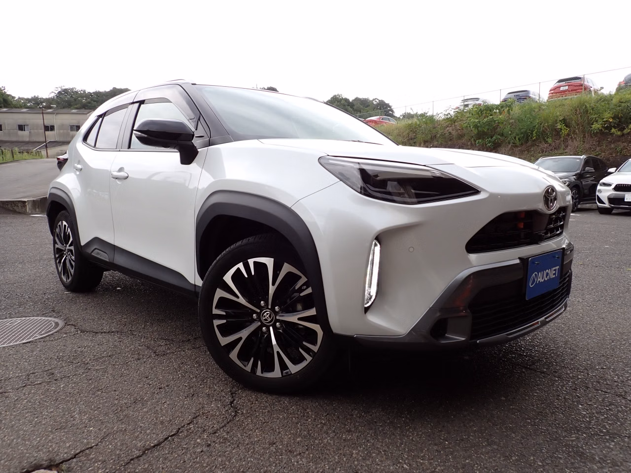TOYOTA YARIS CROSS