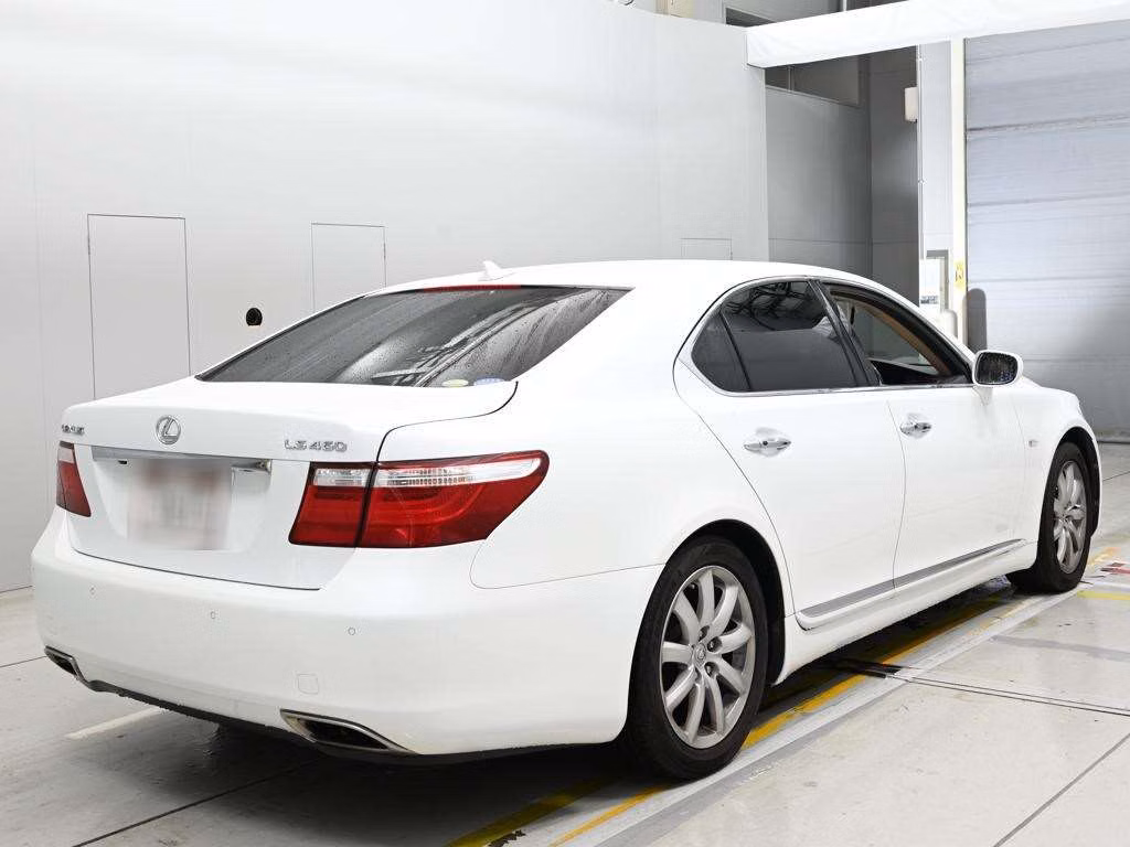 LEXUS LS460