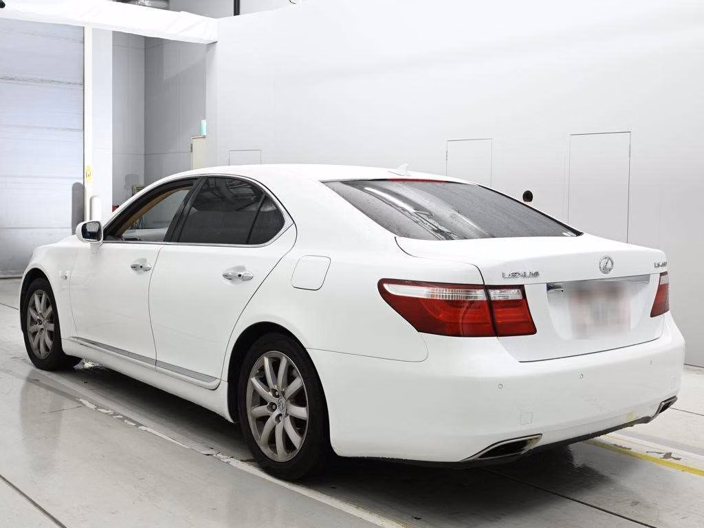 LEXUS LS460