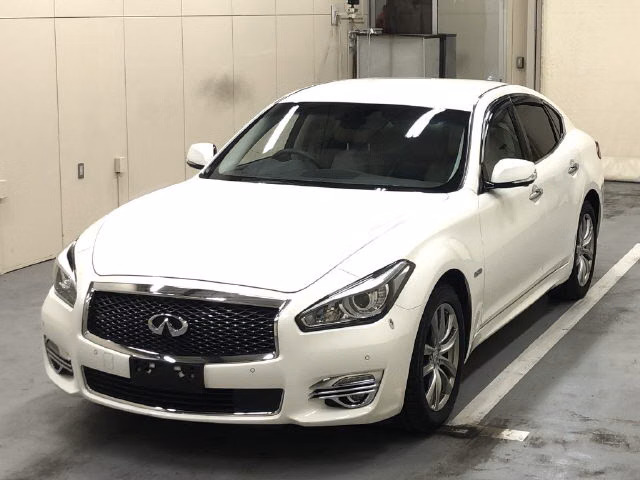 NISSAN FUGA